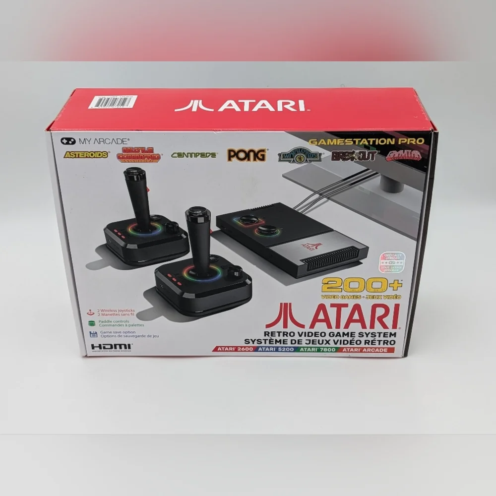 Atari Gamestation Pro with 2 Joysticks and 200 Games